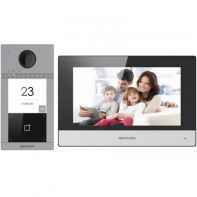Kit videocitofono IP Hikvision DS-KIS604-P(C) – 1 pulsante, monitor da 7&quot;, WiFi, PoE, lettore Mifare, videocitofono