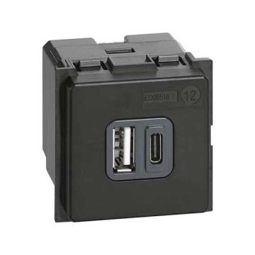 Caricatore USB tipo A e C Bticino Living Now K4287C2
