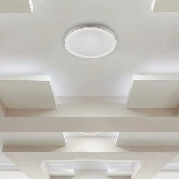 Éclairage de plafond de salle blanche à LED personnalisé de grande taille, Solutions d'éclairage LED avancées - Services OEM/ODM