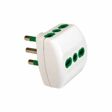 Adaptateur à trois voies plug italian std. 2P+E 16A 3 prises italian-dual-size std. 2P+E 16A Corps blanc Fanton 82180