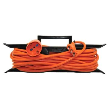 V-TAC cavo prolunga spina e presa tedesca schuko 16A standard italiano colore arancione 30 metri IP20 - sku 8833