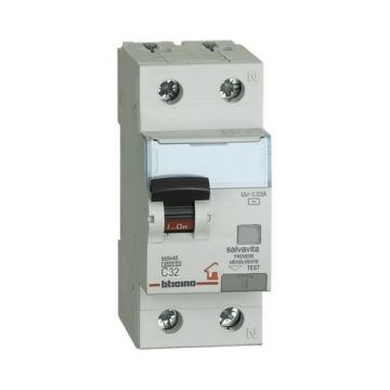 Differential thermal magnetic circuit breaker Bticino AC 1P + N 30mA 32A 4500
