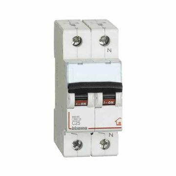Magnetothermic switch 1P + NC 25A - 4,5kA - 2M Bticino FC810NC25