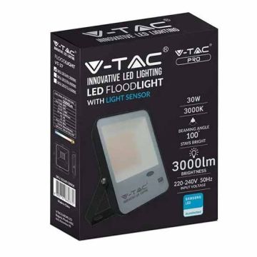 V-TAC PRO VT-37 Projecteur LED 30W avec capteur de lumière chip samsung smd Haute Lumens blanc froid 6500K corps slim noir IP65 - SKU 20171